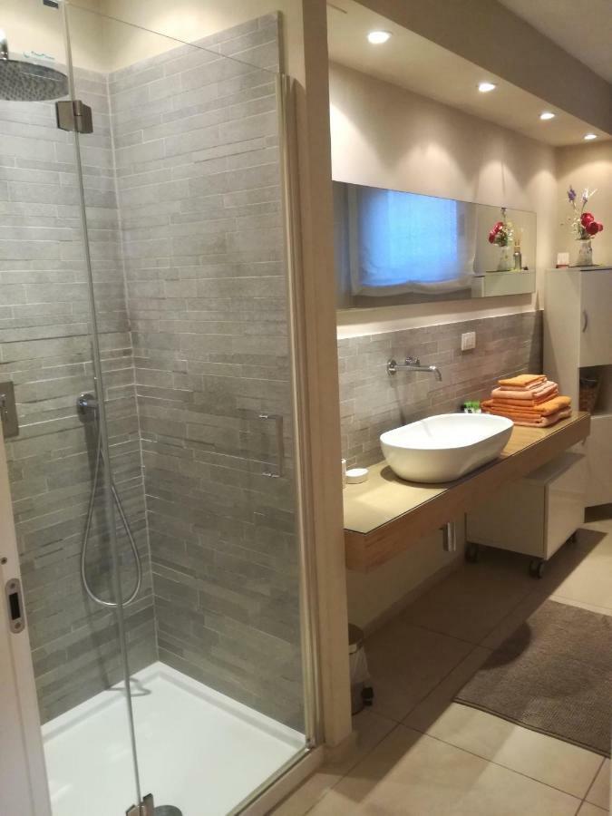 Apartamento Il Glicine Di Lucca Exterior foto