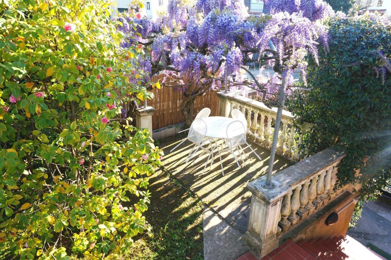 Apartamento Il Glicine Di Lucca Exterior foto